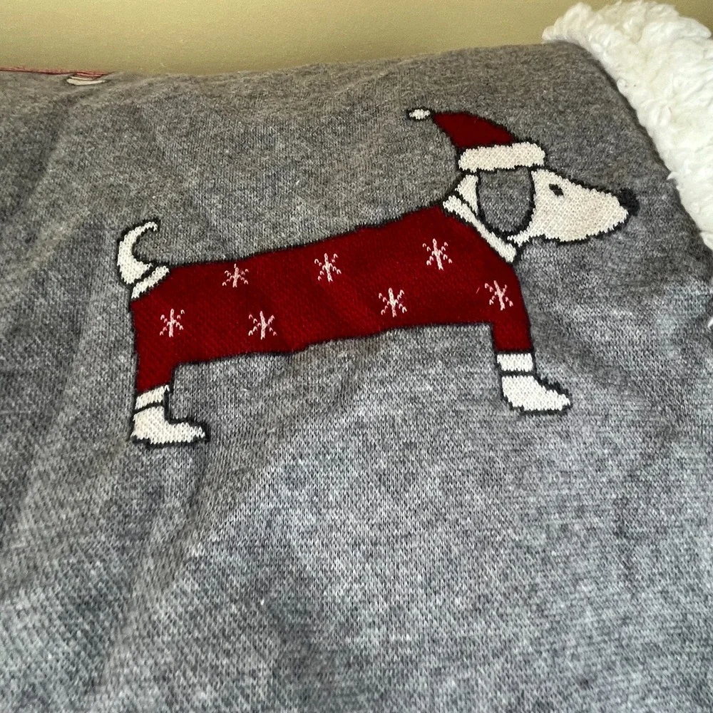 Nicole Miller Home Sherpa Throw Blanket Christmas Dachshund Dogs 50x60 Gray Red